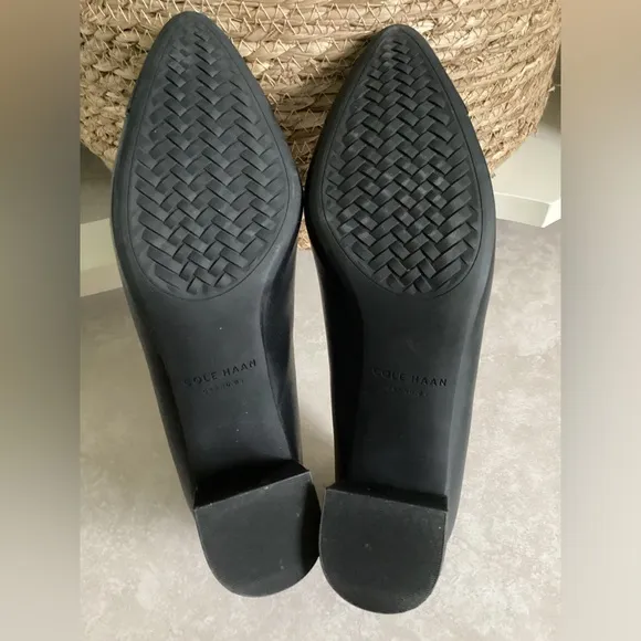 ⚜️ COLE HAAN Sz 9 heels The Go To block heel pumps NWOT