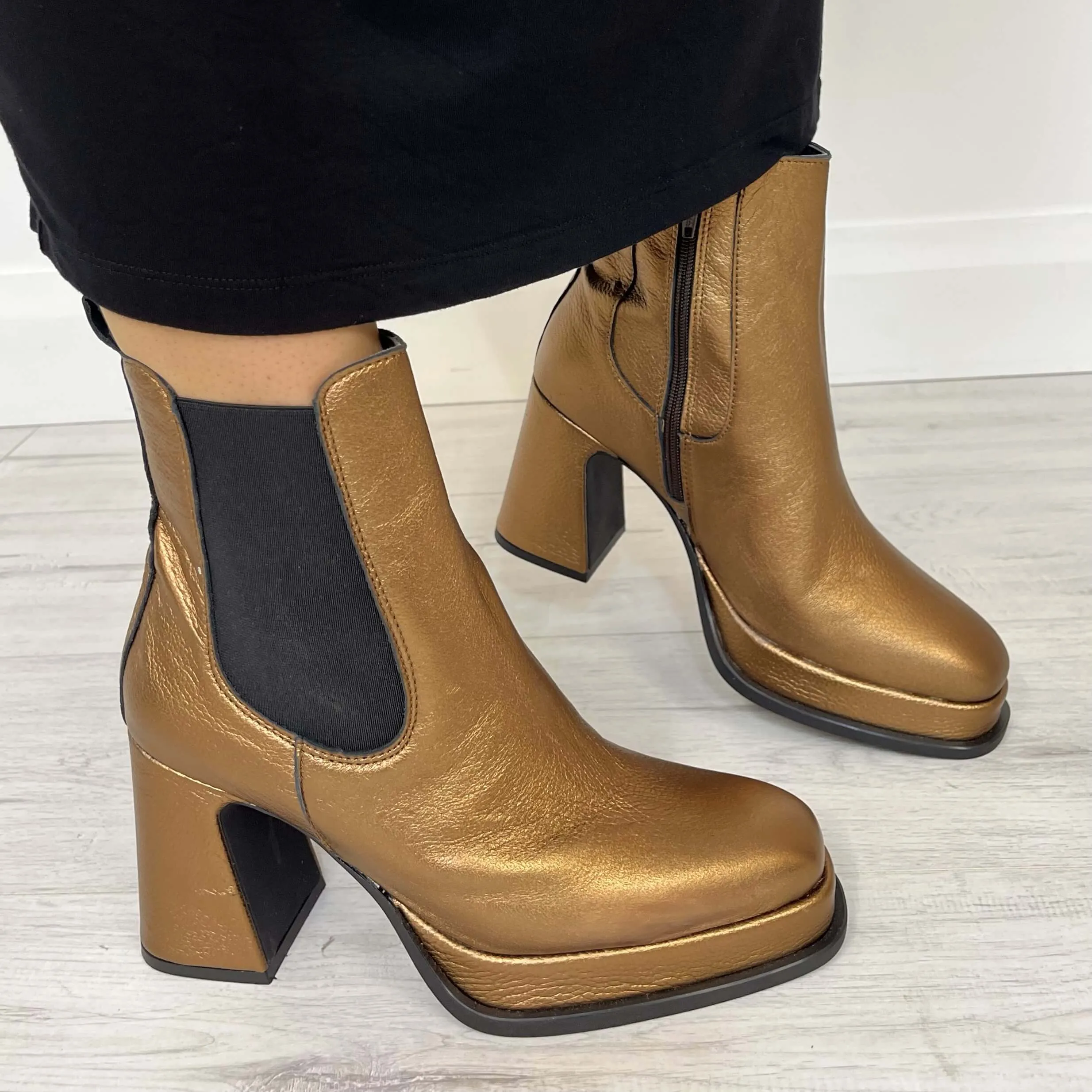 Alpe Gold Bronze Leather Platform Boots