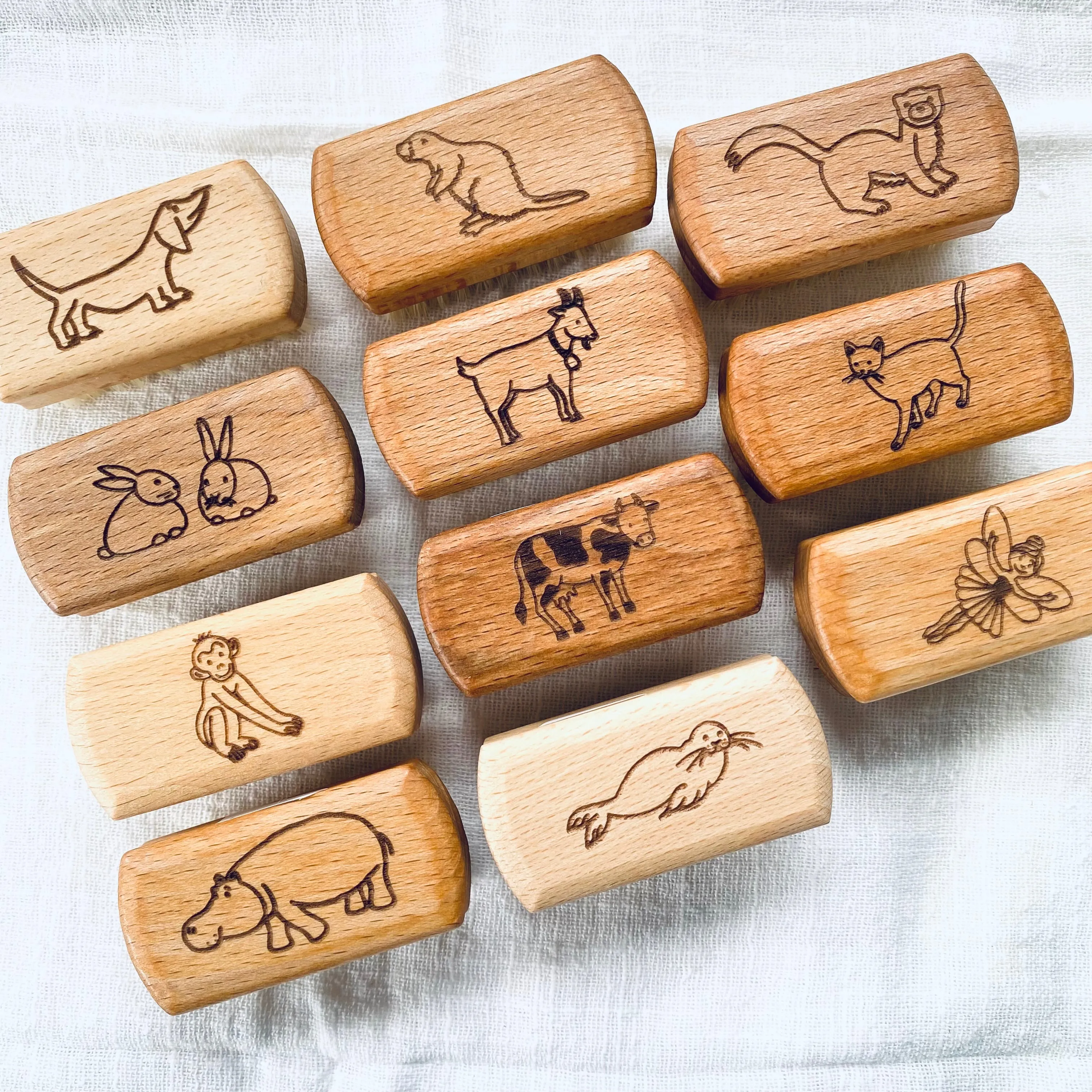 Brosse à ongles pour enfants Redecker en hêtre 100% Naturelle - Durable - Biodégradable