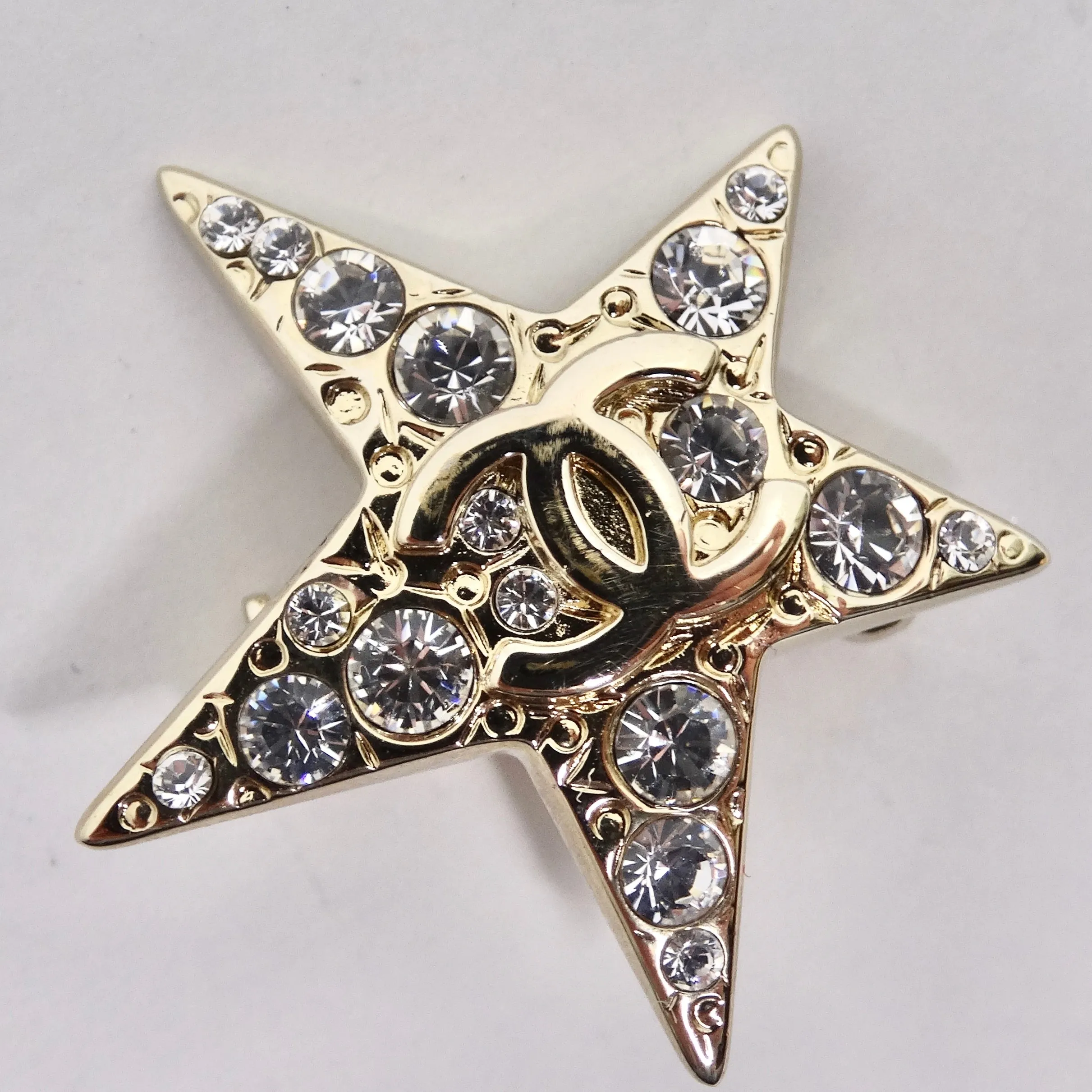 Chanel 2008 Mini Comet Brooch