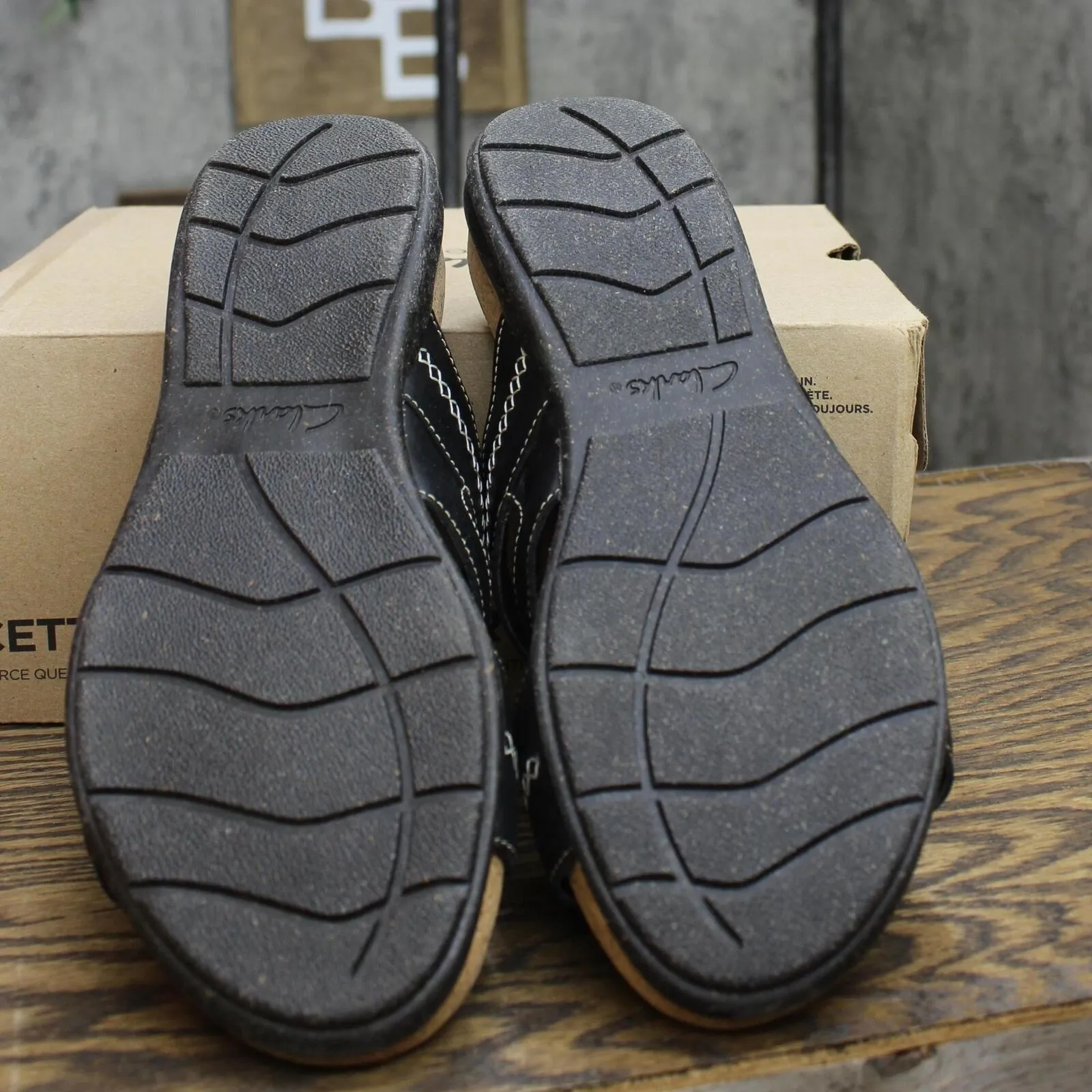 Clarks Women's Collection Roseville Bay Sandals Shoes Black Leather 9.5W