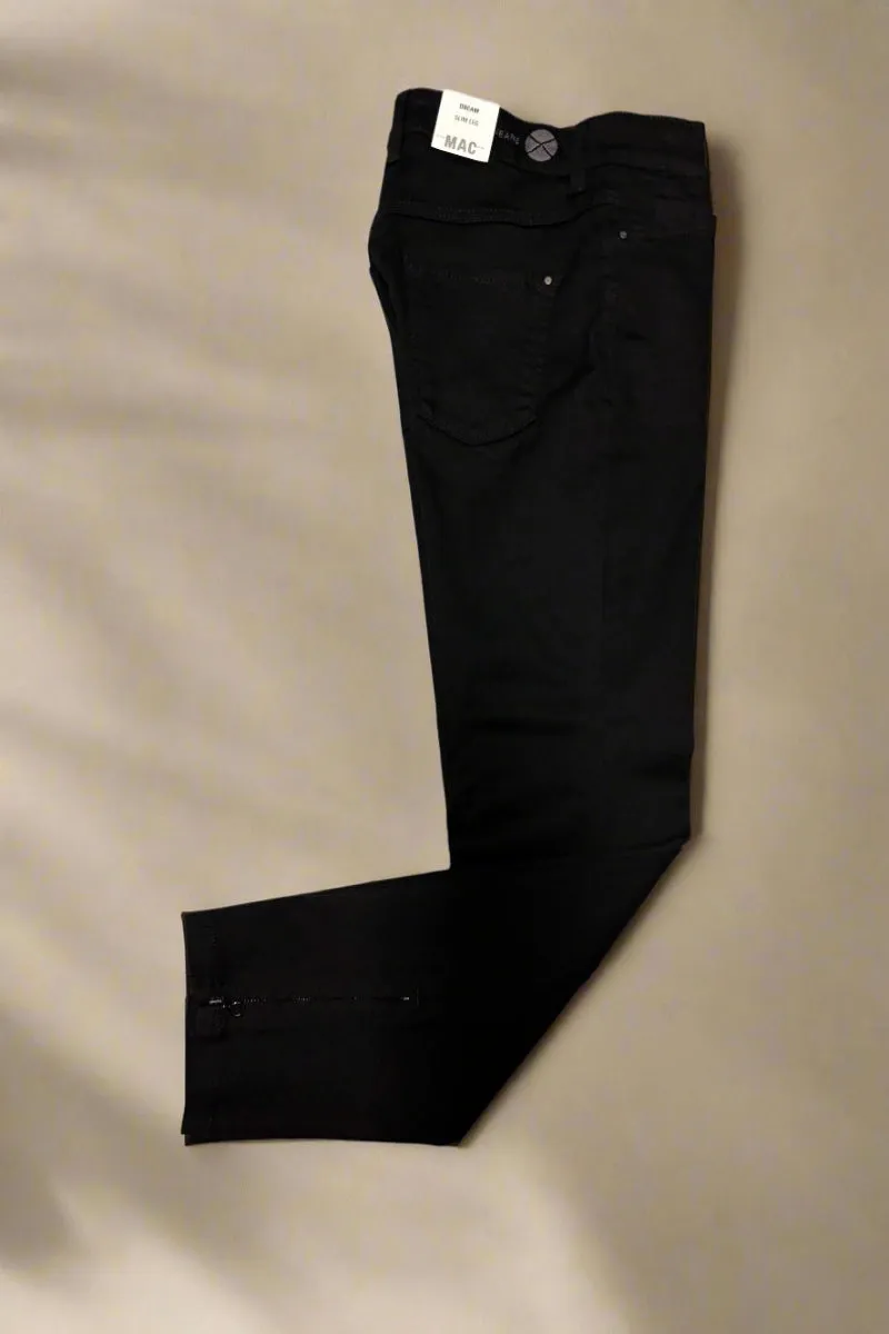 Dream Chic Jean in Black