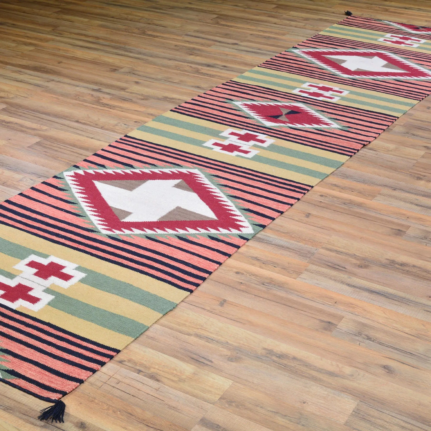 Hand-Woven Southwestern Design Handmade Kilim 100% Wool (Size 2.7 X 11.4) Brral-5076