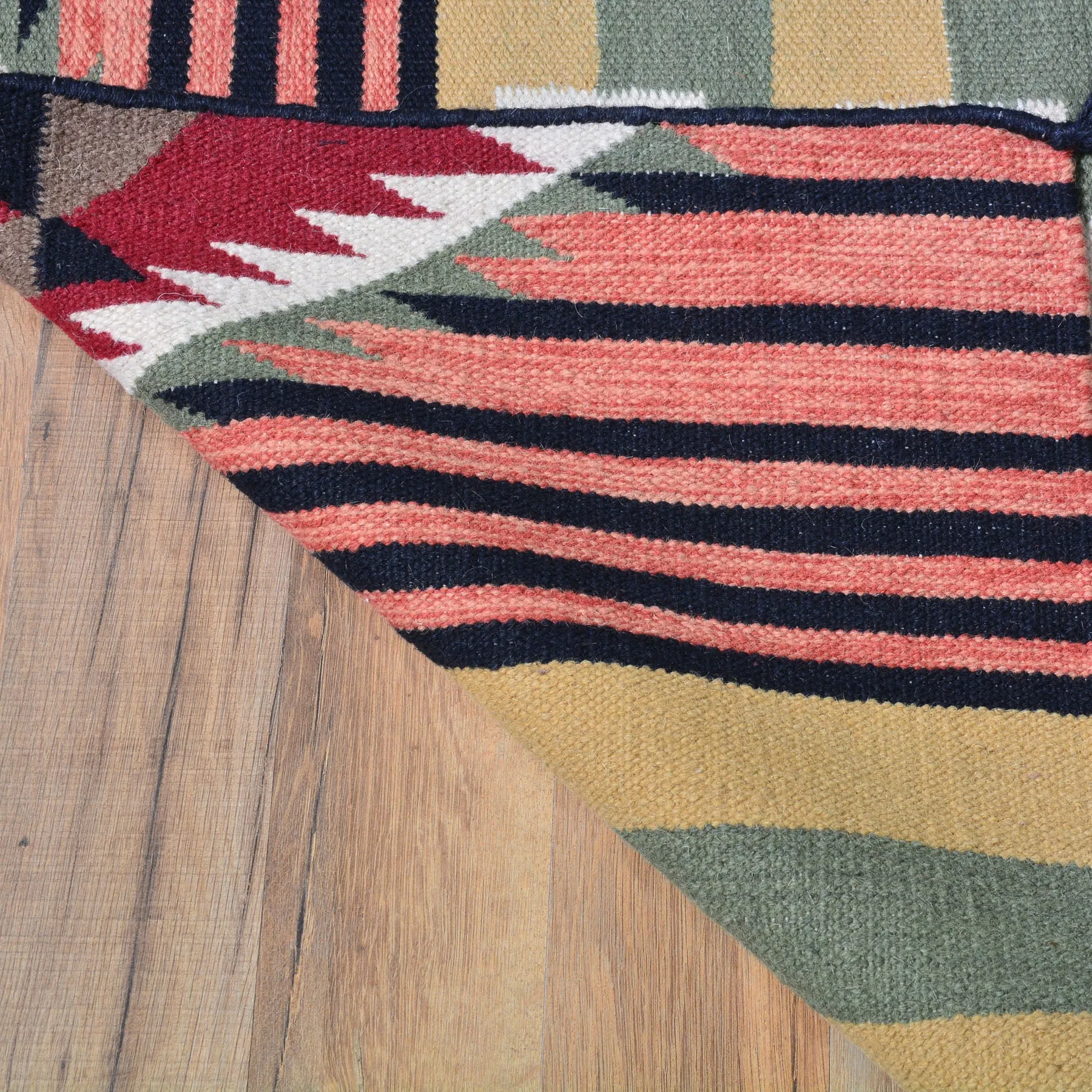 Hand-Woven Southwestern Design Handmade Kilim 100% Wool (Size 2.7 X 11.4) Brral-5076