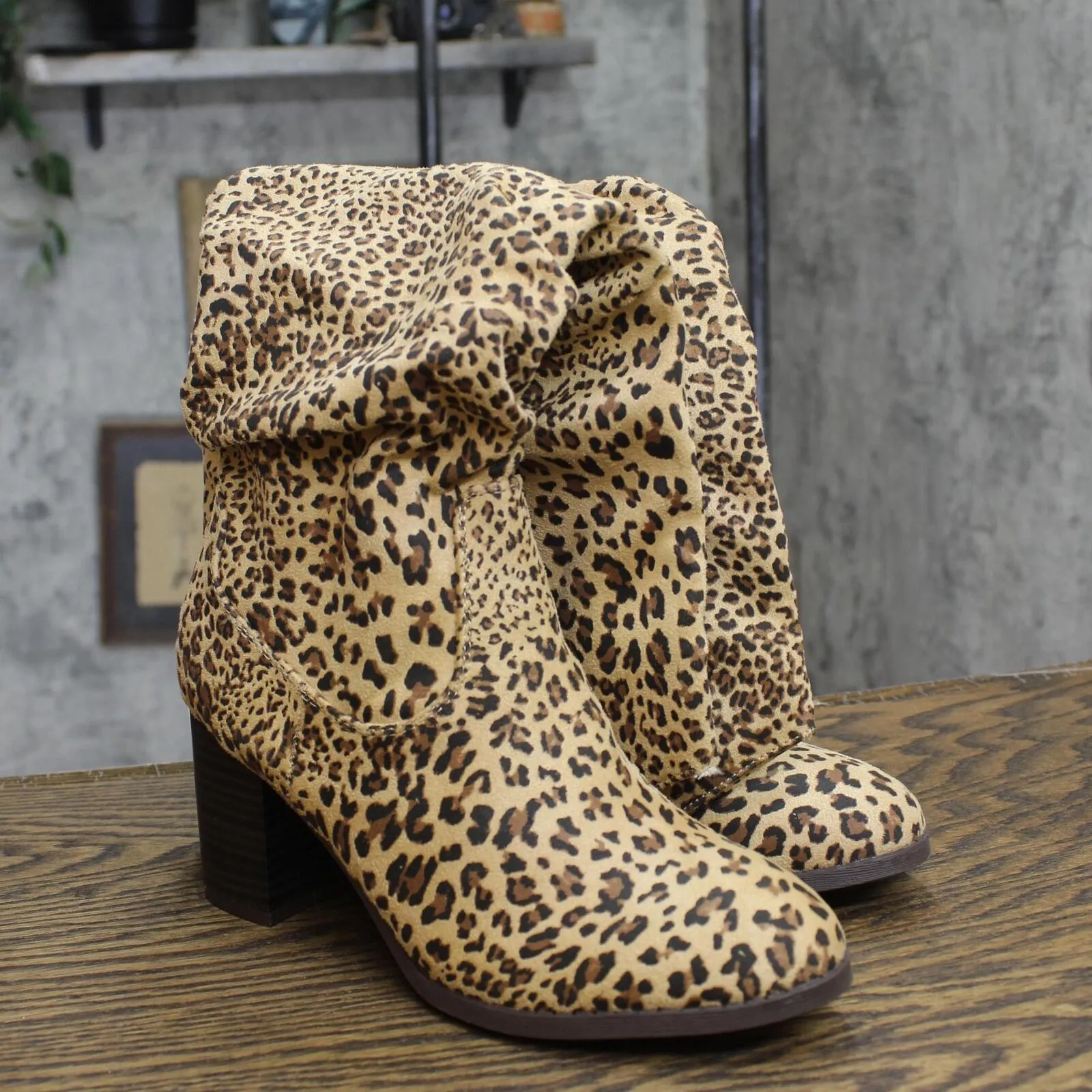 Journee Collection Aneil Wide Stacked Heel Knee High Boots Leopard Brown 6.5W