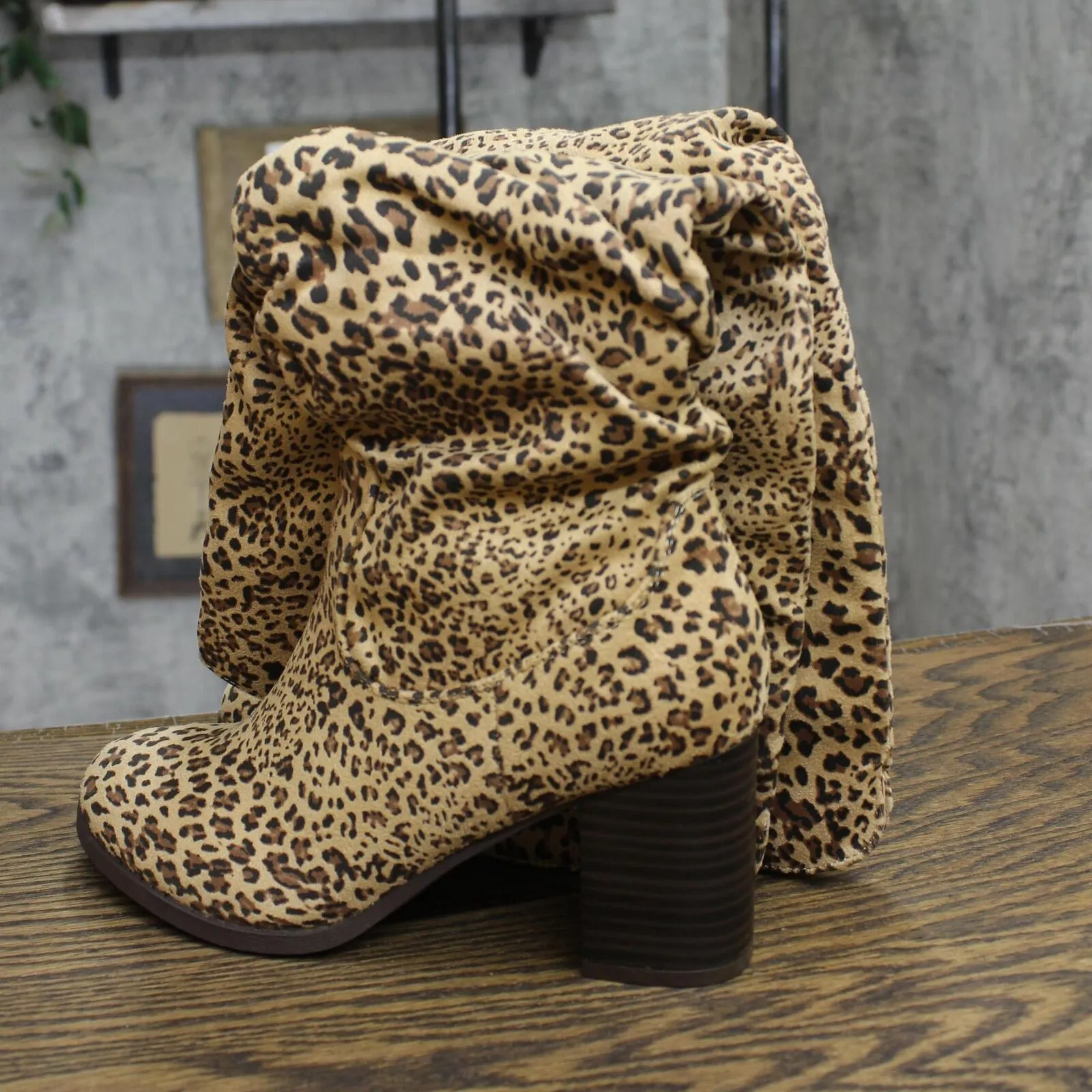Journee Collection Aneil Wide Stacked Heel Knee High Boots Leopard Brown 6.5W