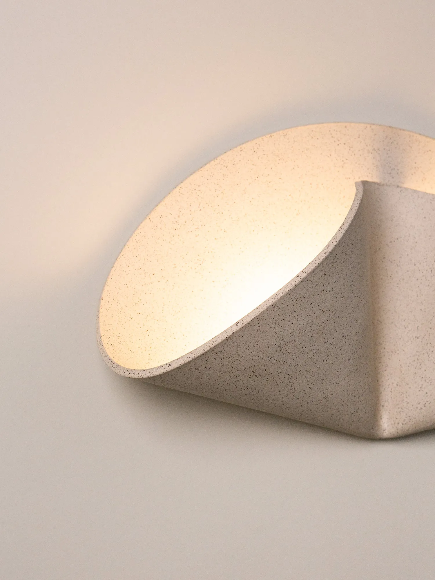Shado Sconce, Sand