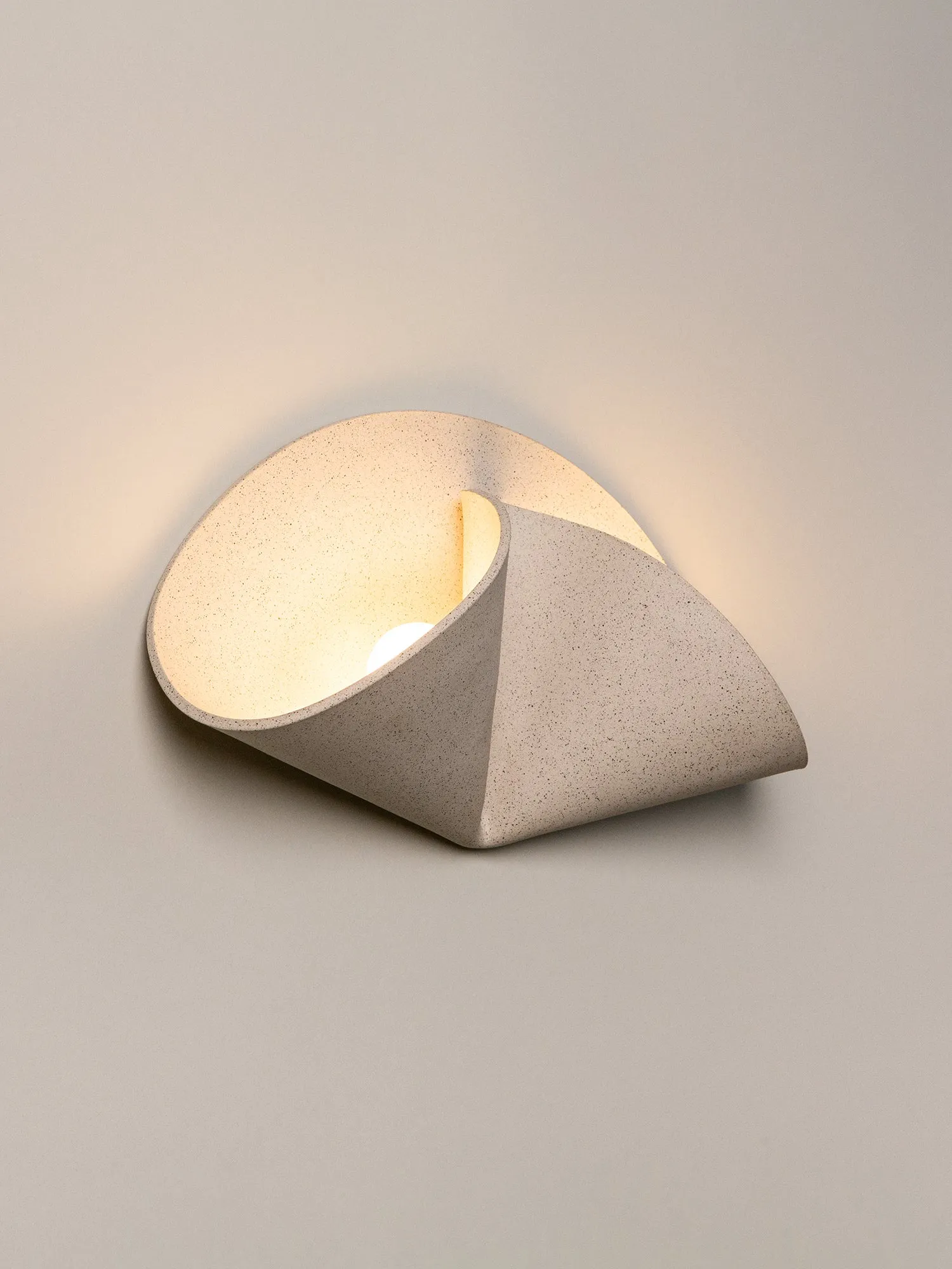 Shado Sconce, Sand