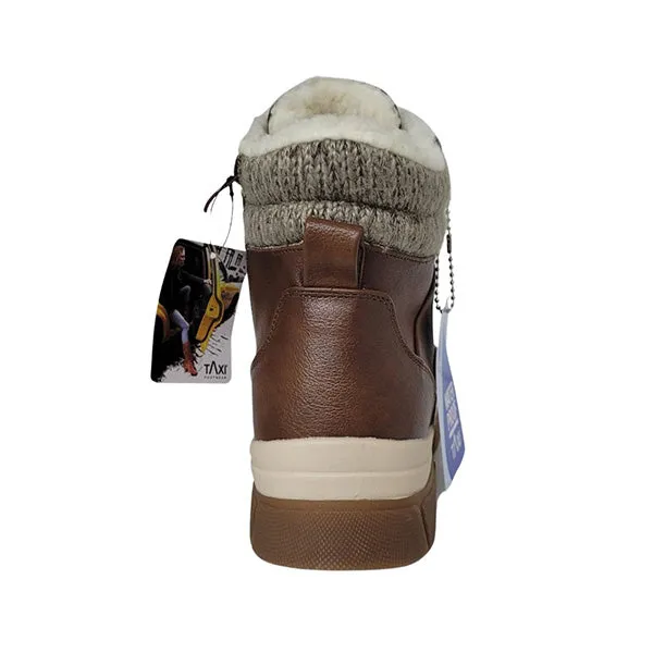 TAXI BOOT JADA TAN