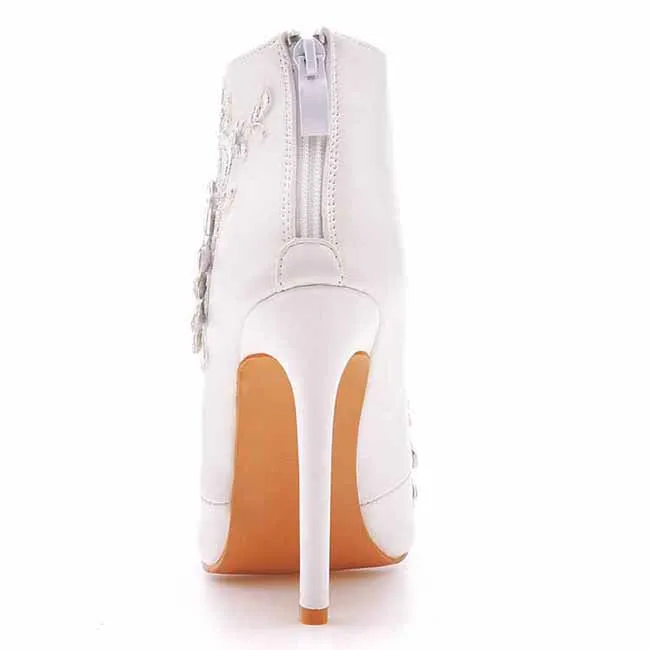 Women's Wedding Boots Lace Flowers Closed Toes High Heels Ankle Boots